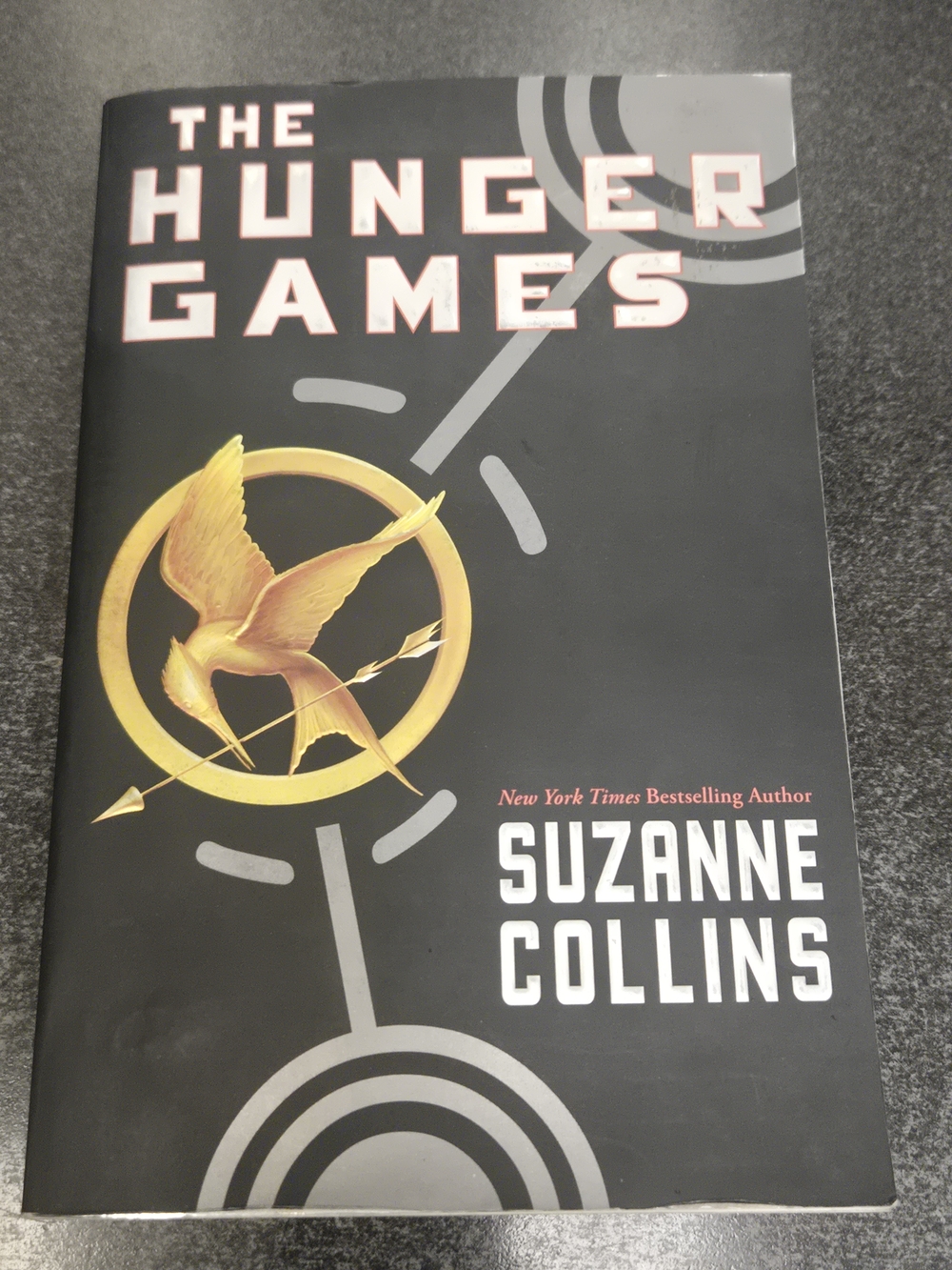 Scholastic The Hunger Games - Black and Gold Cover